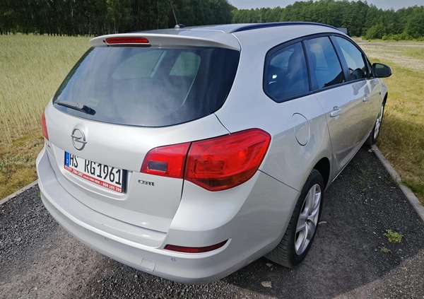 Opel Astra cena 16900 przebieg: 258000, rok produkcji 2011 z Sieradz małe 277